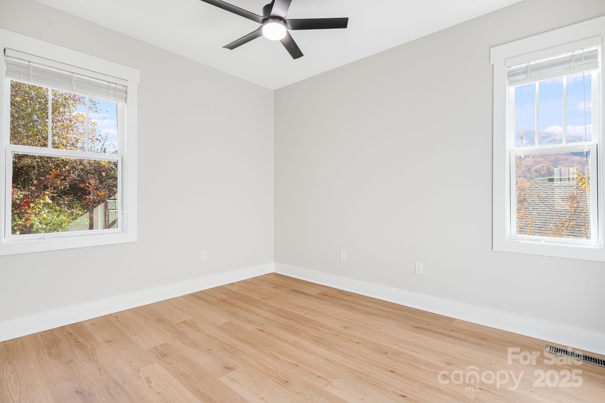 11 Byrdcliffe Lane Asheville NC 28805