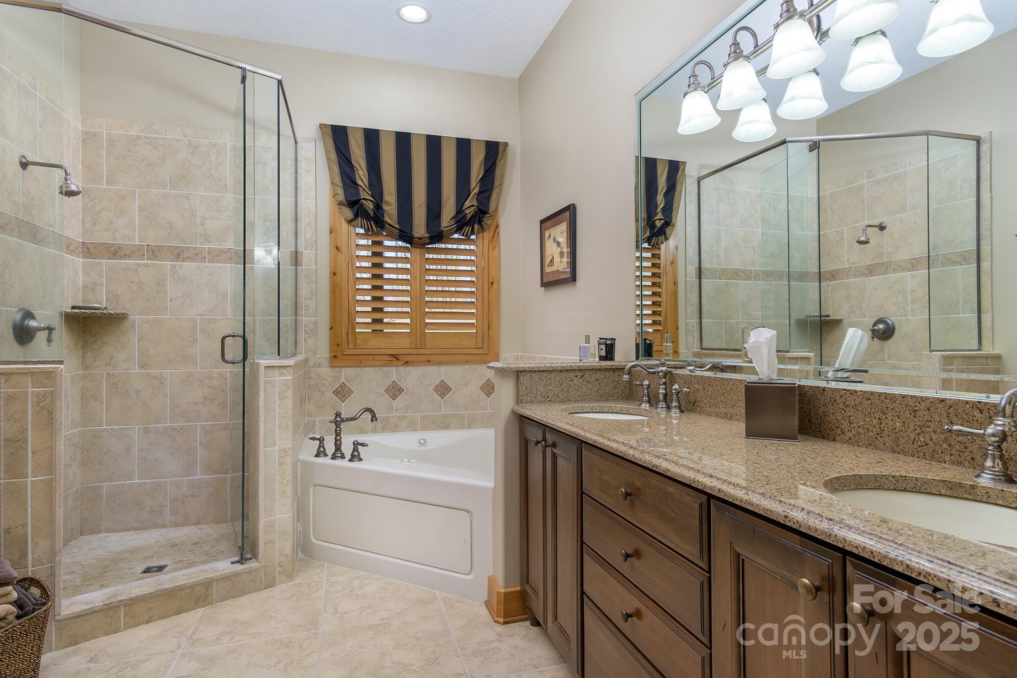 596 N Ridge Runner Road Burnsville NC 28714