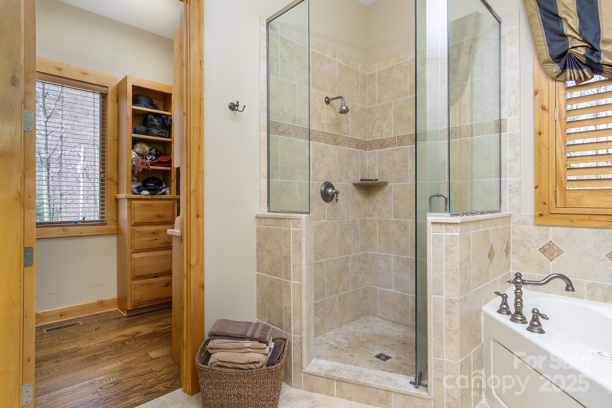 596 N Ridge Runner Road Burnsville NC 28714