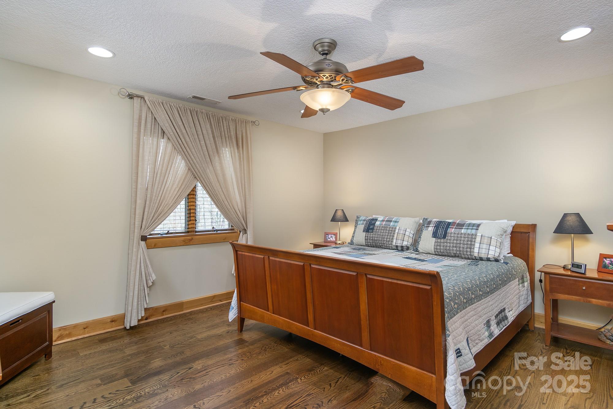 596 N Ridge Runner Road Burnsville NC 28714