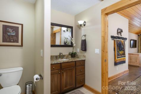596 N Ridge Runner Road Burnsville NC 28714