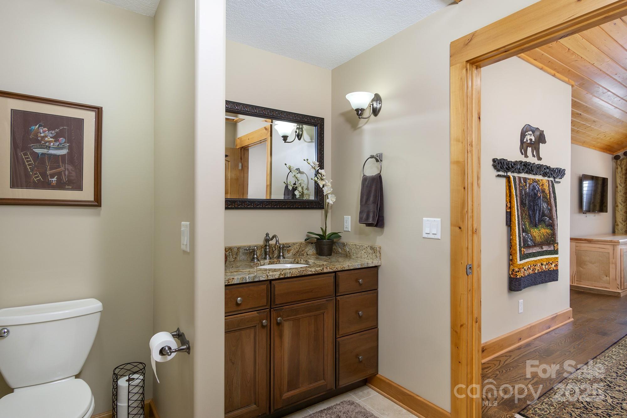 596 N Ridge Runner Road Burnsville NC 28714