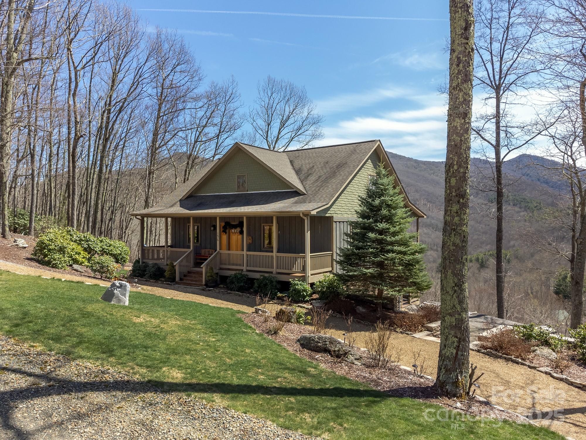 596 N Ridge Runner Road Burnsville NC 28714