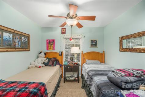 12 Bear Cove Lane Bryson City NC 28713