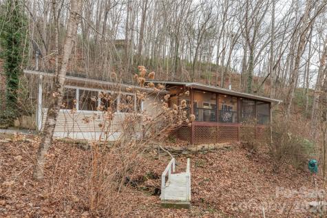 12 Bear Cove Lane Bryson City NC 28713
