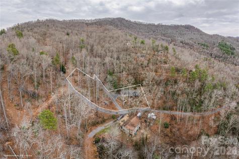 12 Bear Cove Lane Bryson City NC 28713