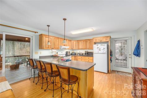 12 Bear Cove Lane Bryson City NC 28713