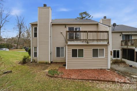 8407 Cricket Lake Drive Charlotte NC 28277