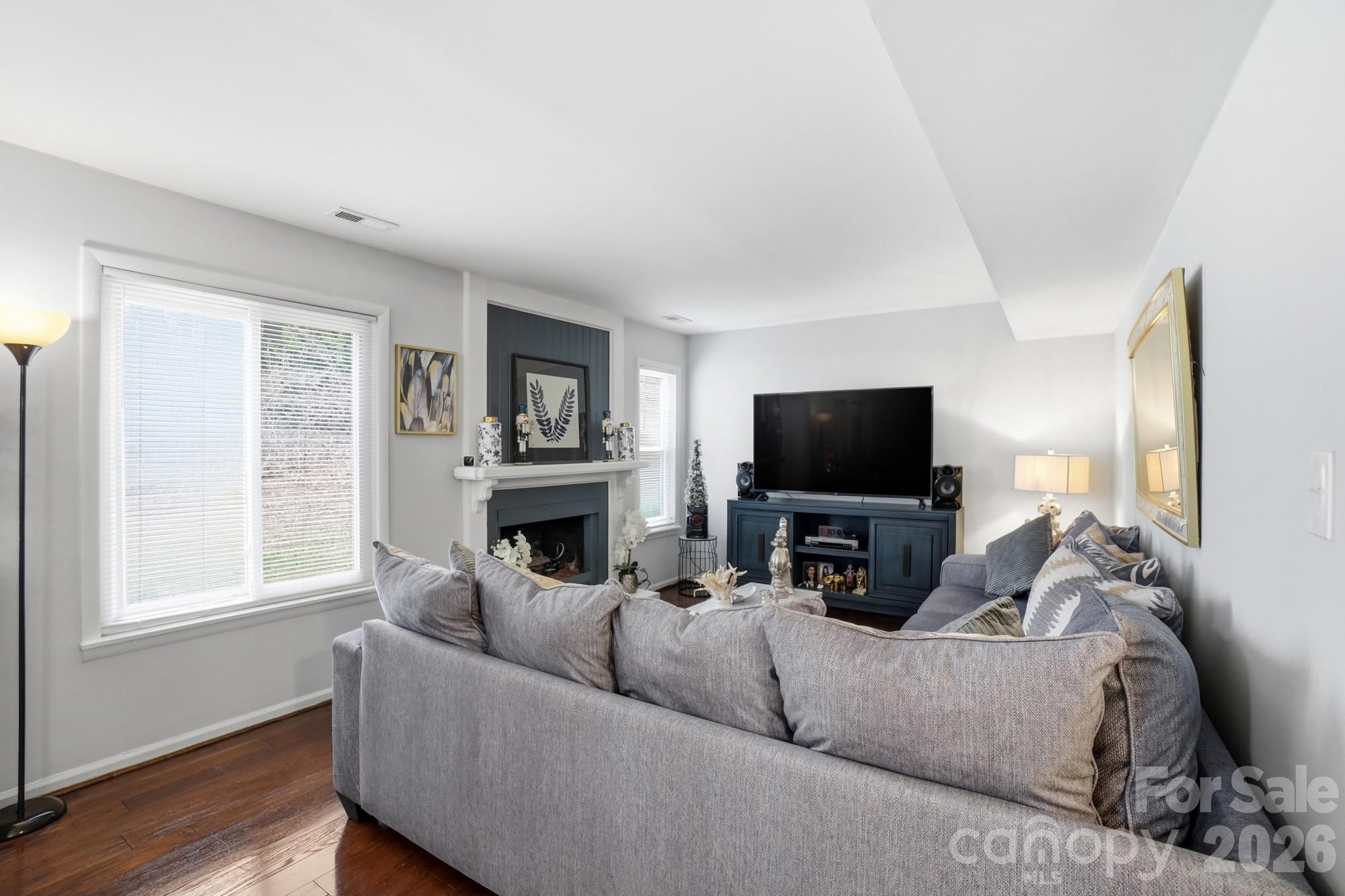 8407 Cricket Lake Drive Charlotte NC 28277