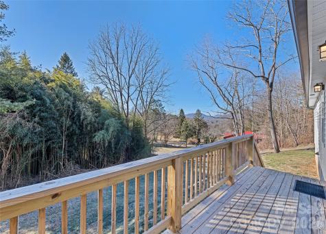687 Holtzclaw Road Canton NC 28716