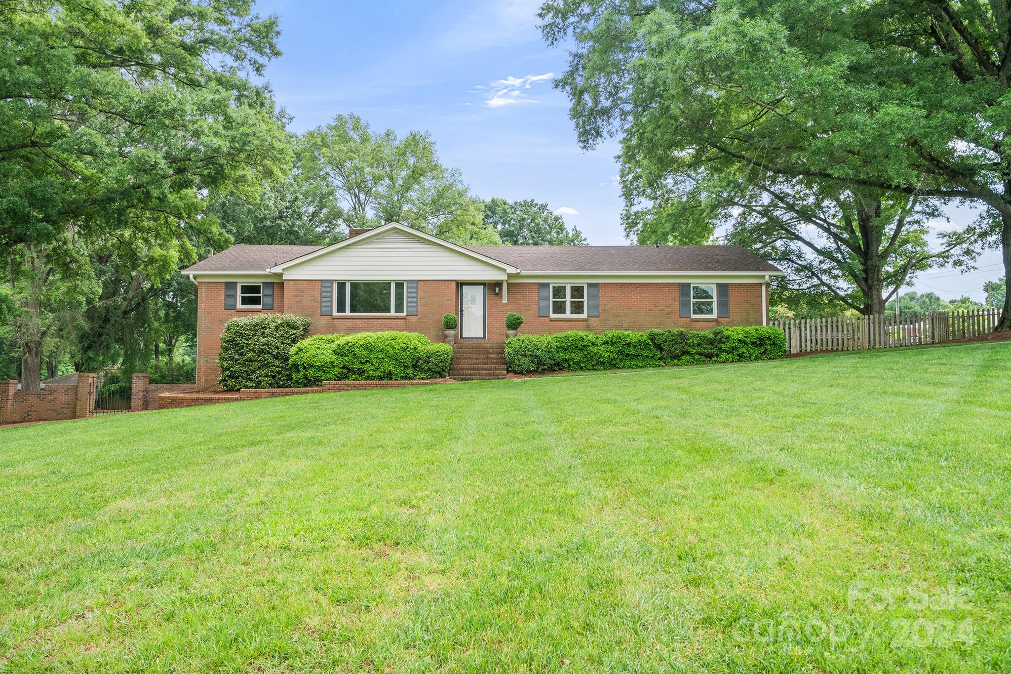 14024 Idlewild Road Matthews NC 28105