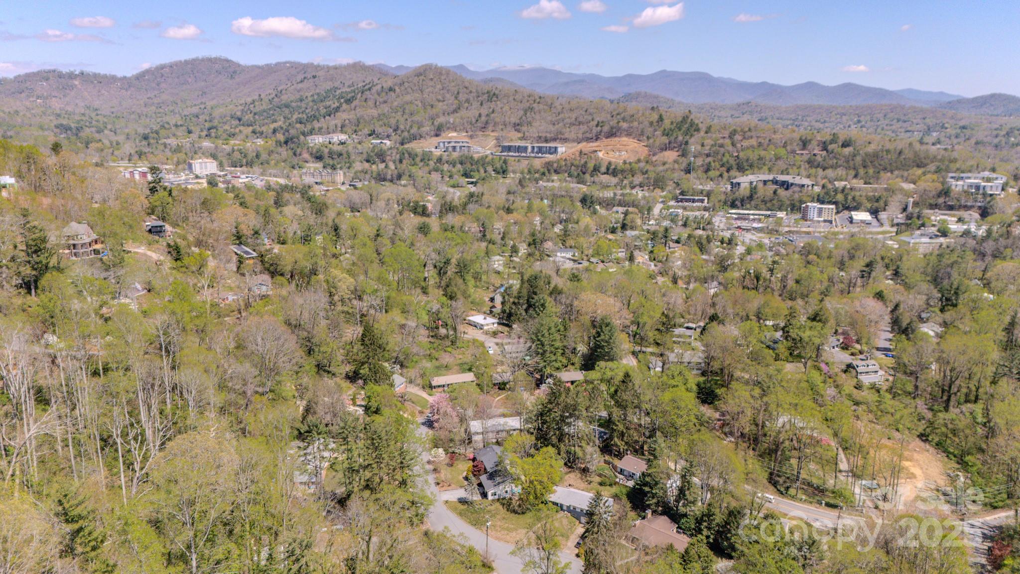 10 Clearbrook Road Asheville NC 28805