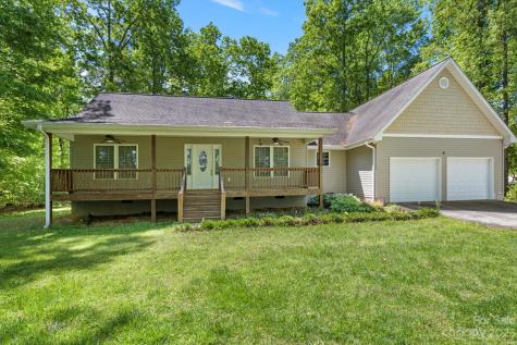 4130 Sugarloaf Road Hendersonville NC 28792