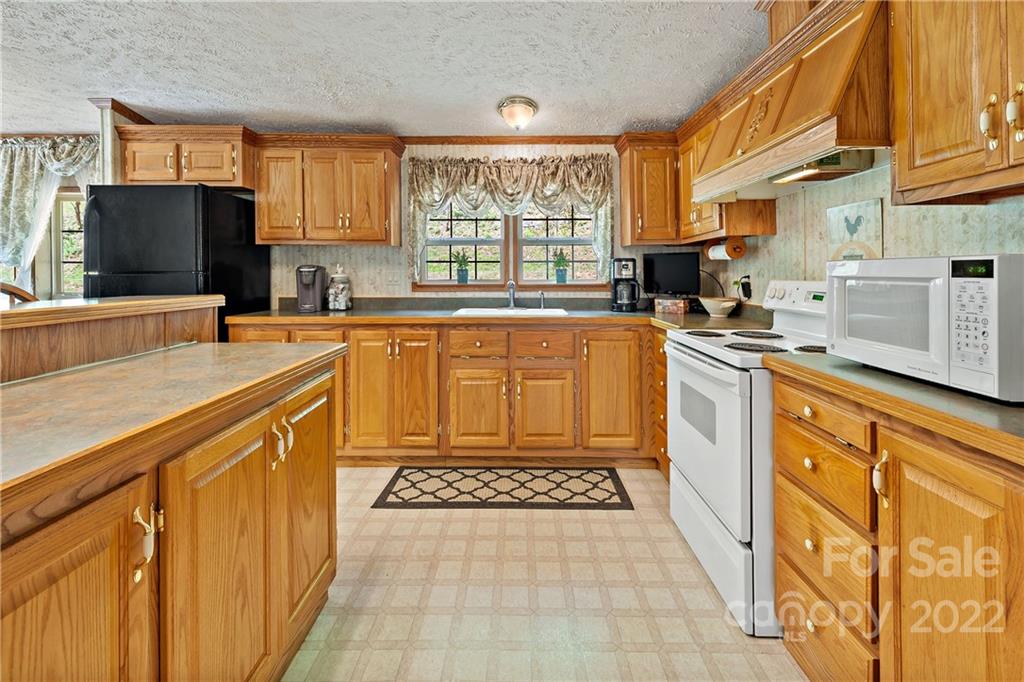149 Church Road Fairview NC 28730