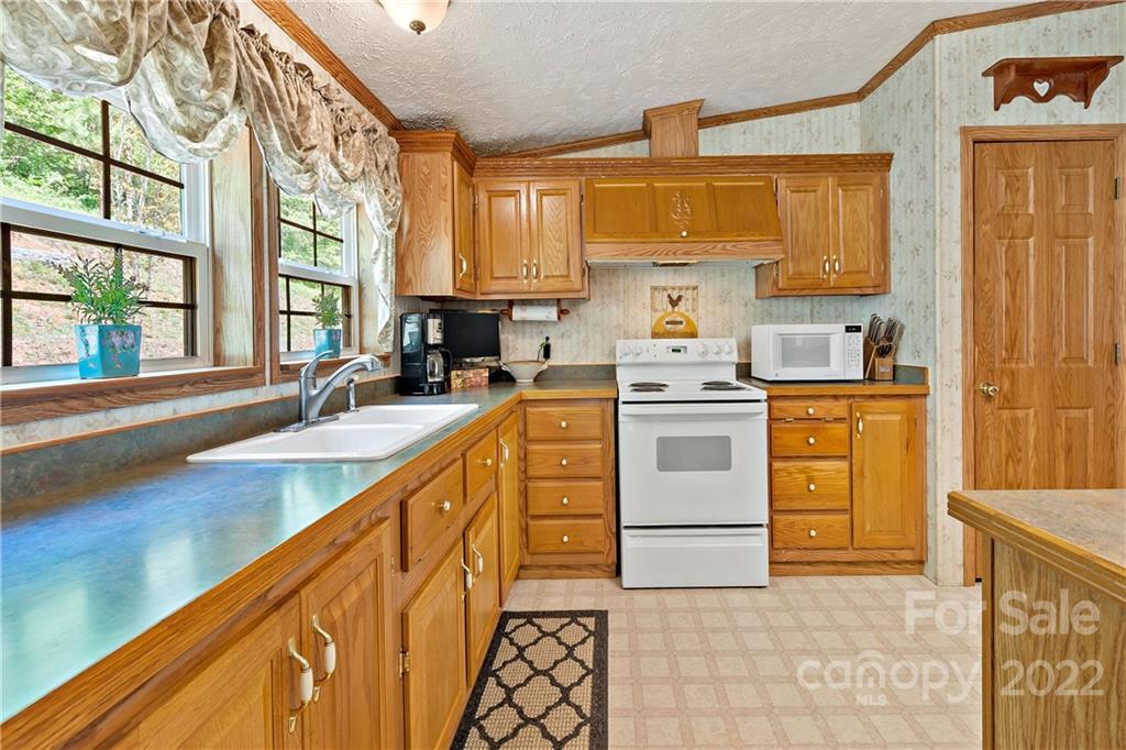 149 Church Road Fairview NC 28730