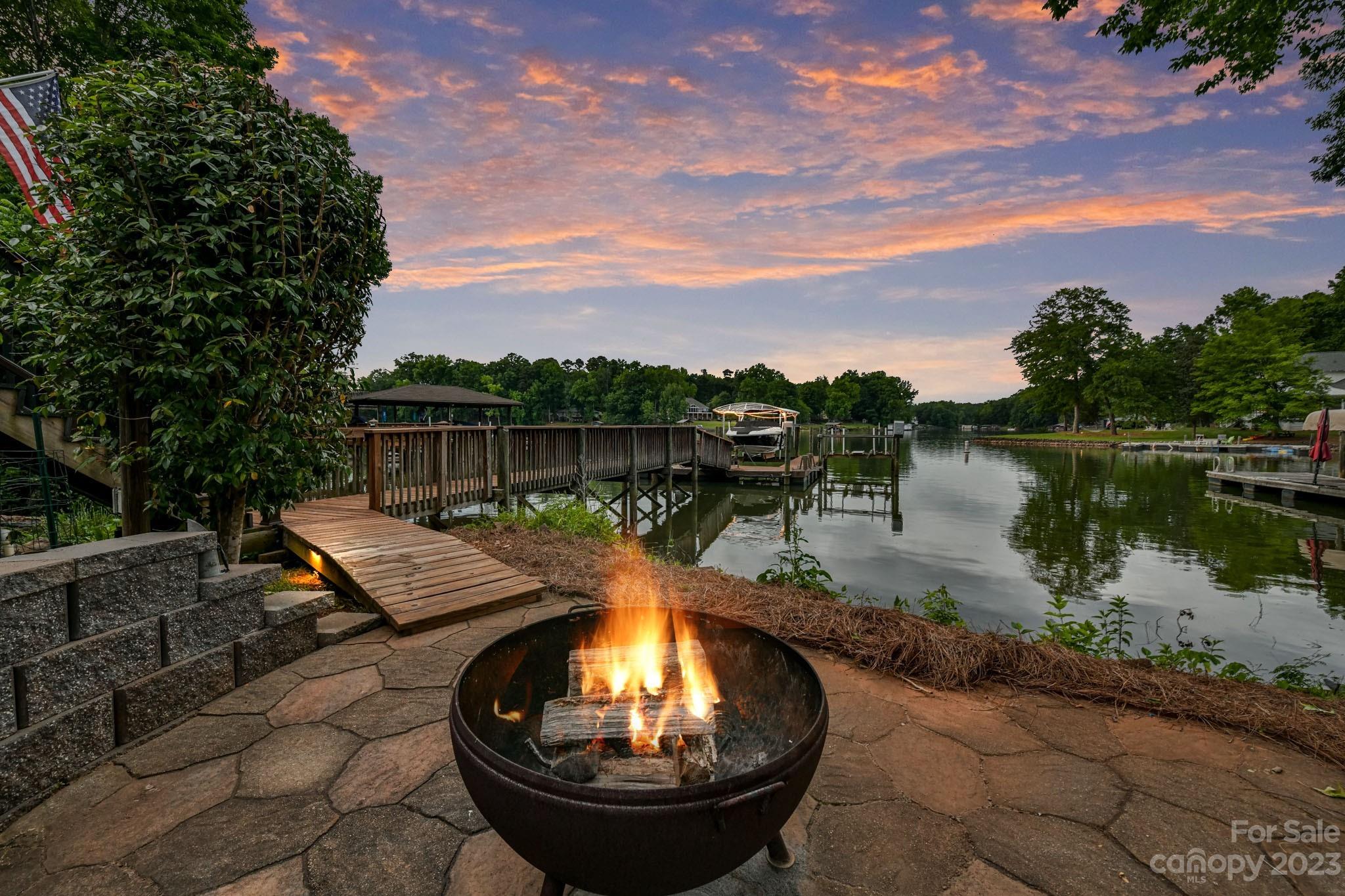 10416 Quiet Bay Court Charlotte NC 28278