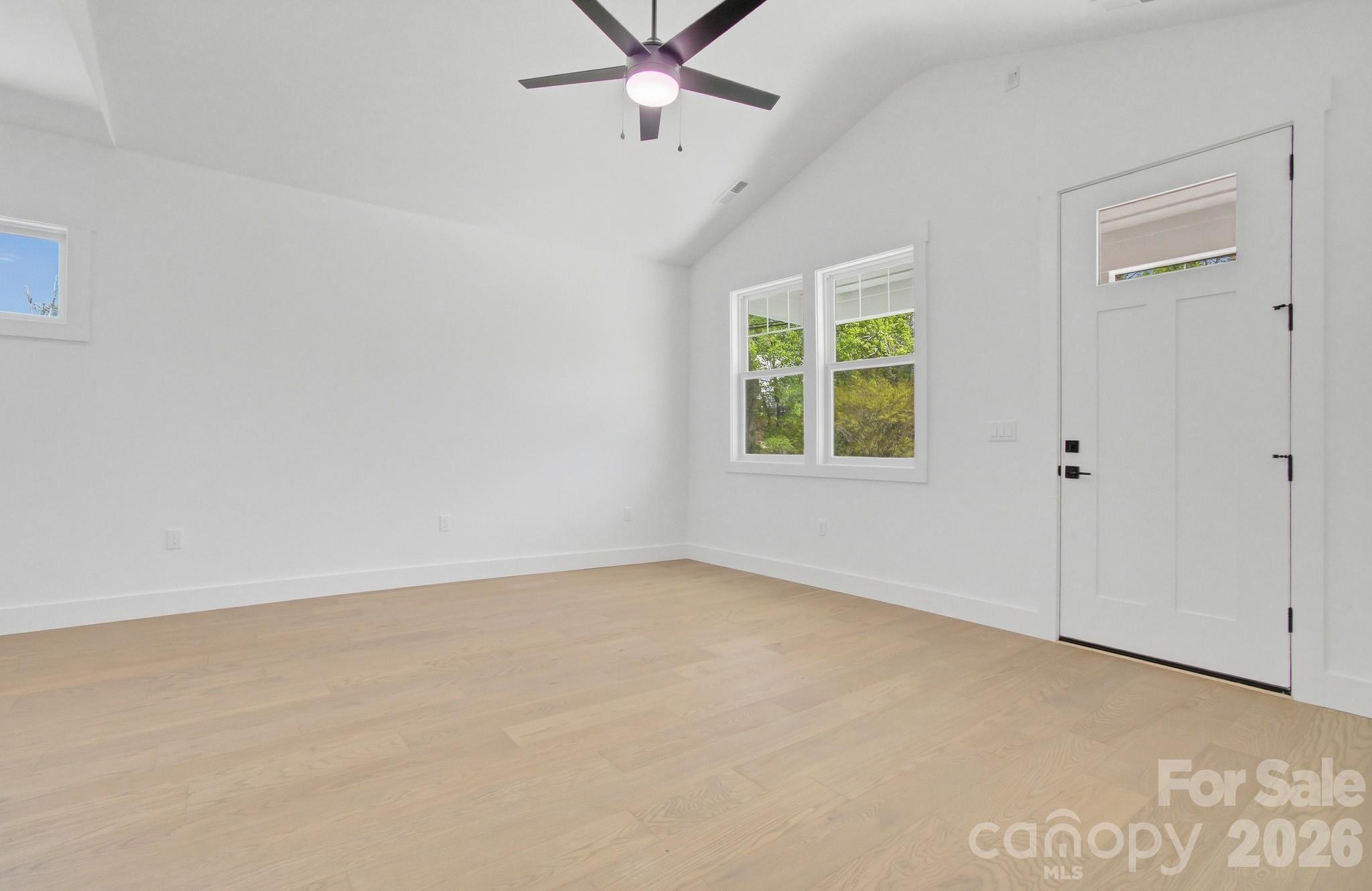 615 W Allen Street Hendersonville NC 28739