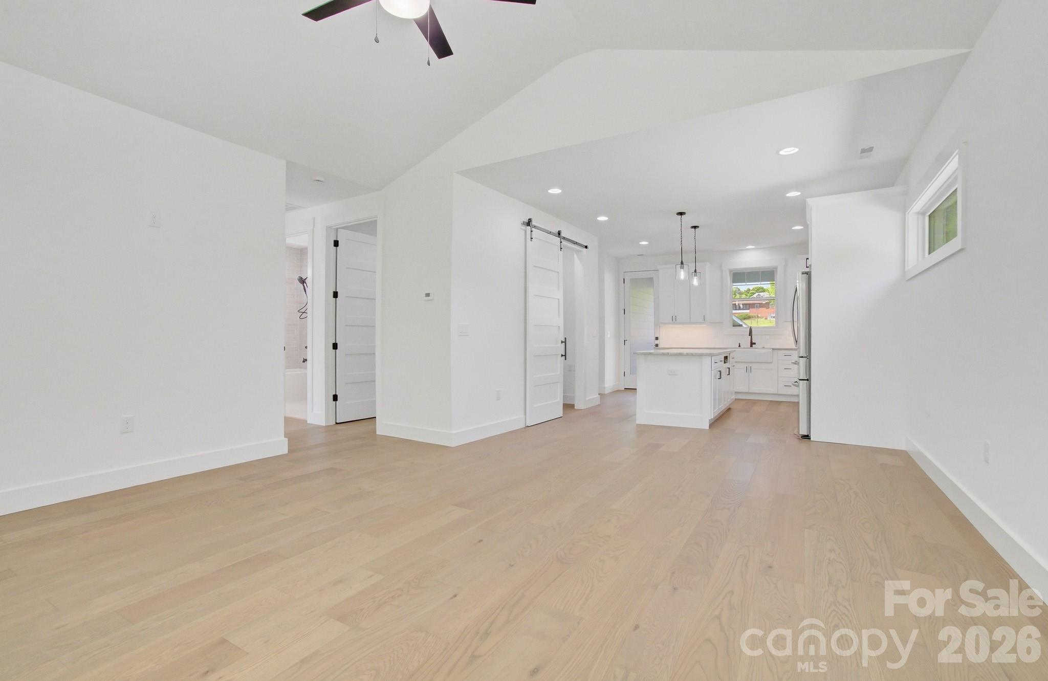 615 W Allen Street Hendersonville NC 28739