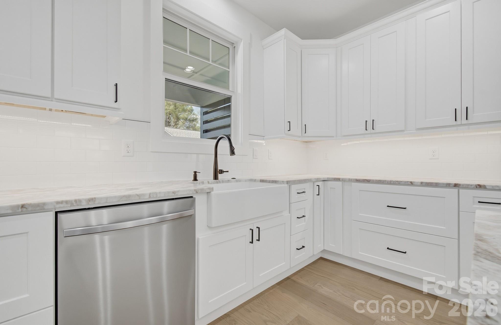 615 W Allen Street Hendersonville NC 28739