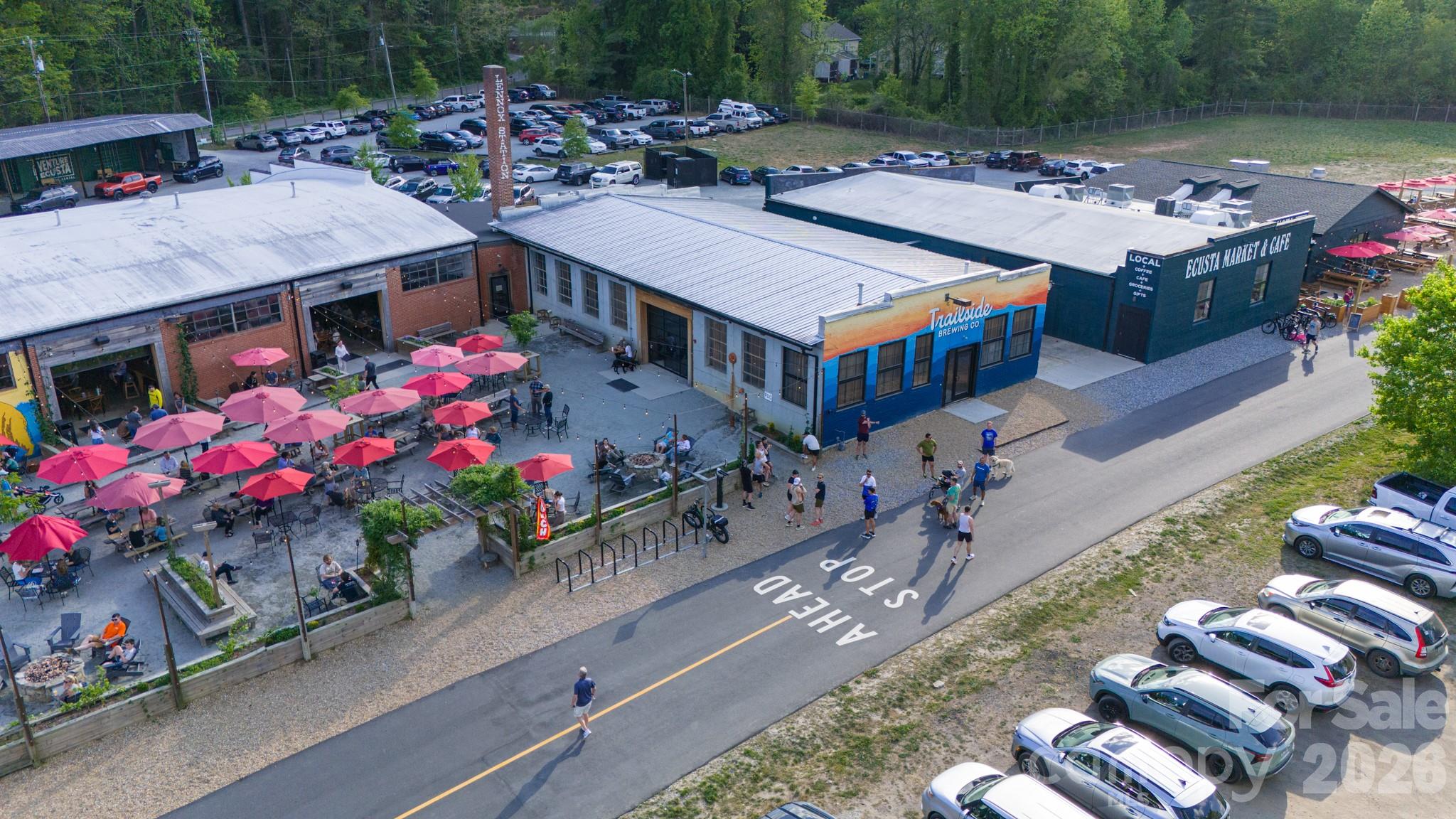 615 W Allen Street Hendersonville NC 28739