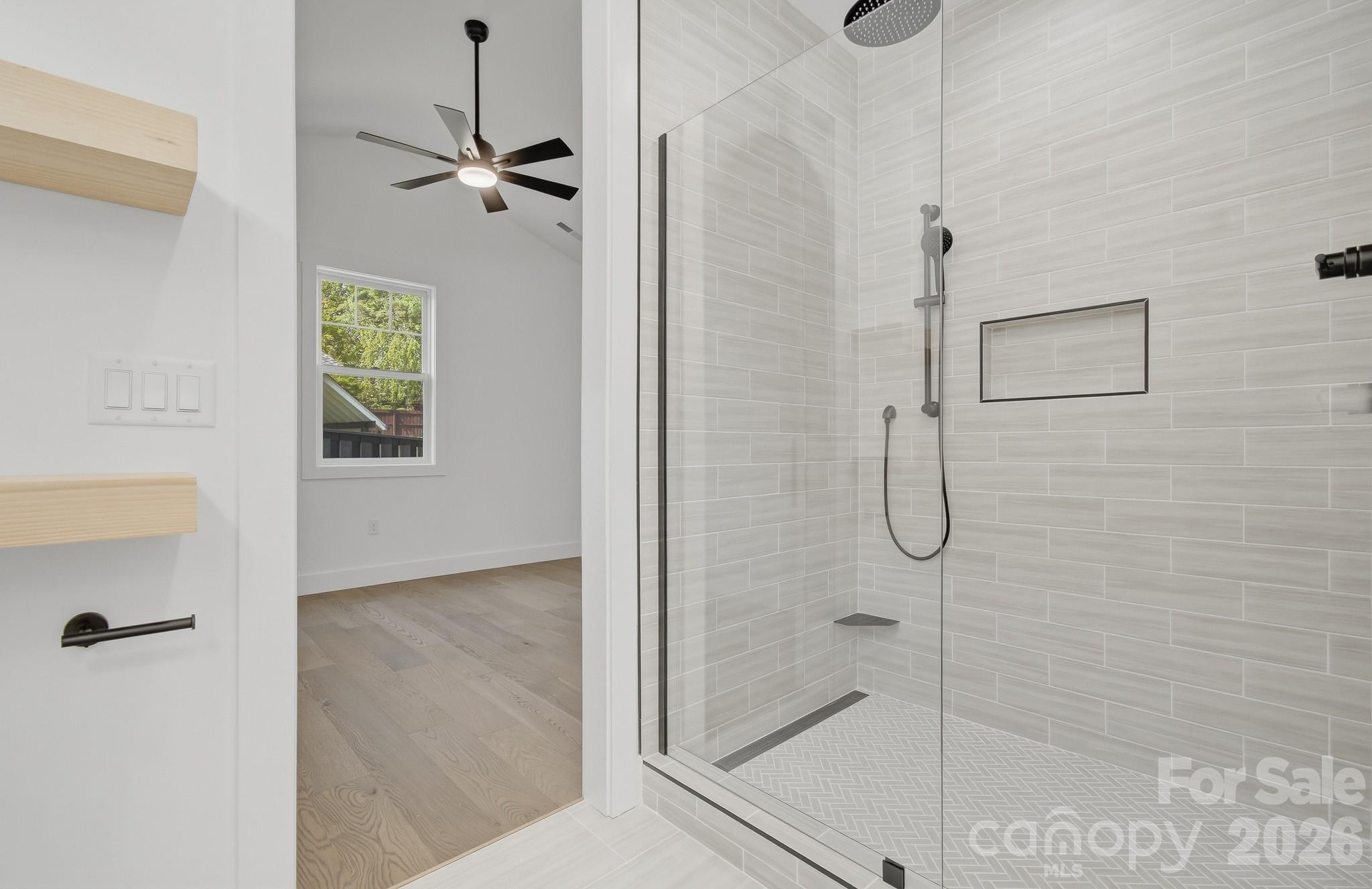 615 W Allen Street Hendersonville NC 28739