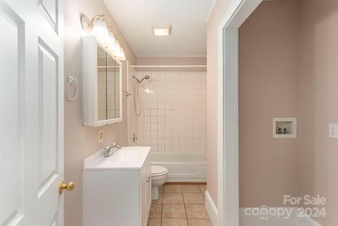 355 Sand Hill Road Asheville NC 28806