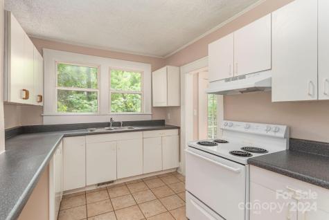 355 Sand Hill Road Asheville NC 28806