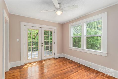 355 Sand Hill Road Asheville NC 28806