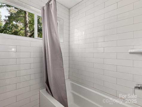 81 Tremont Street Asheville NC 28806