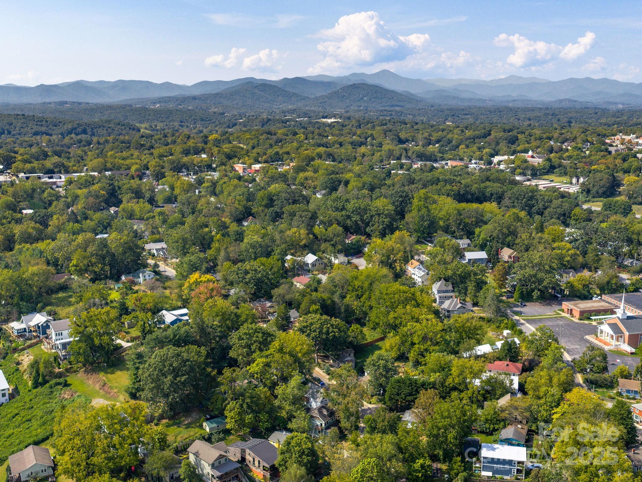 81 Tremont Street Asheville NC 28806