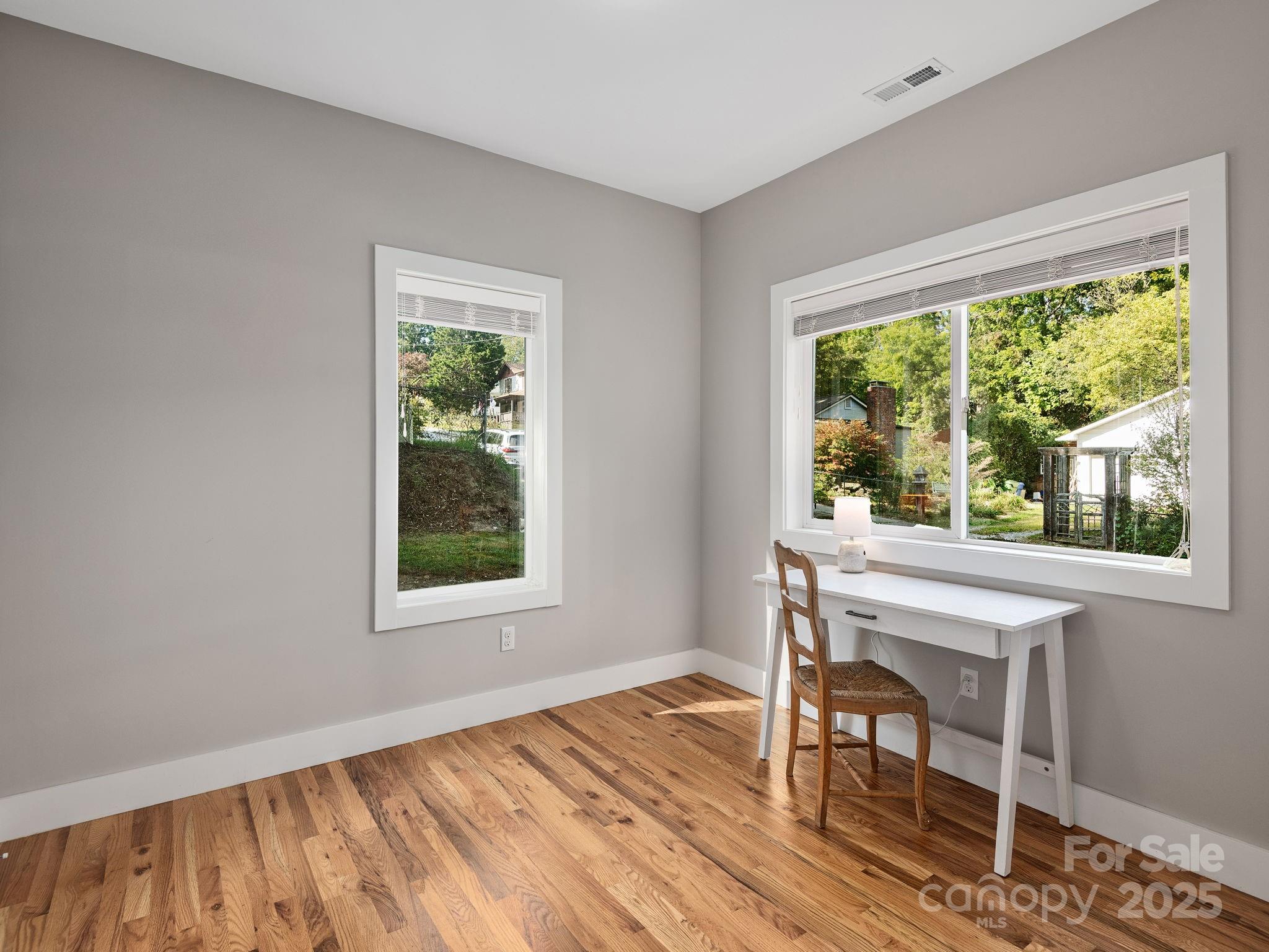 81 Tremont Street Asheville NC 28806