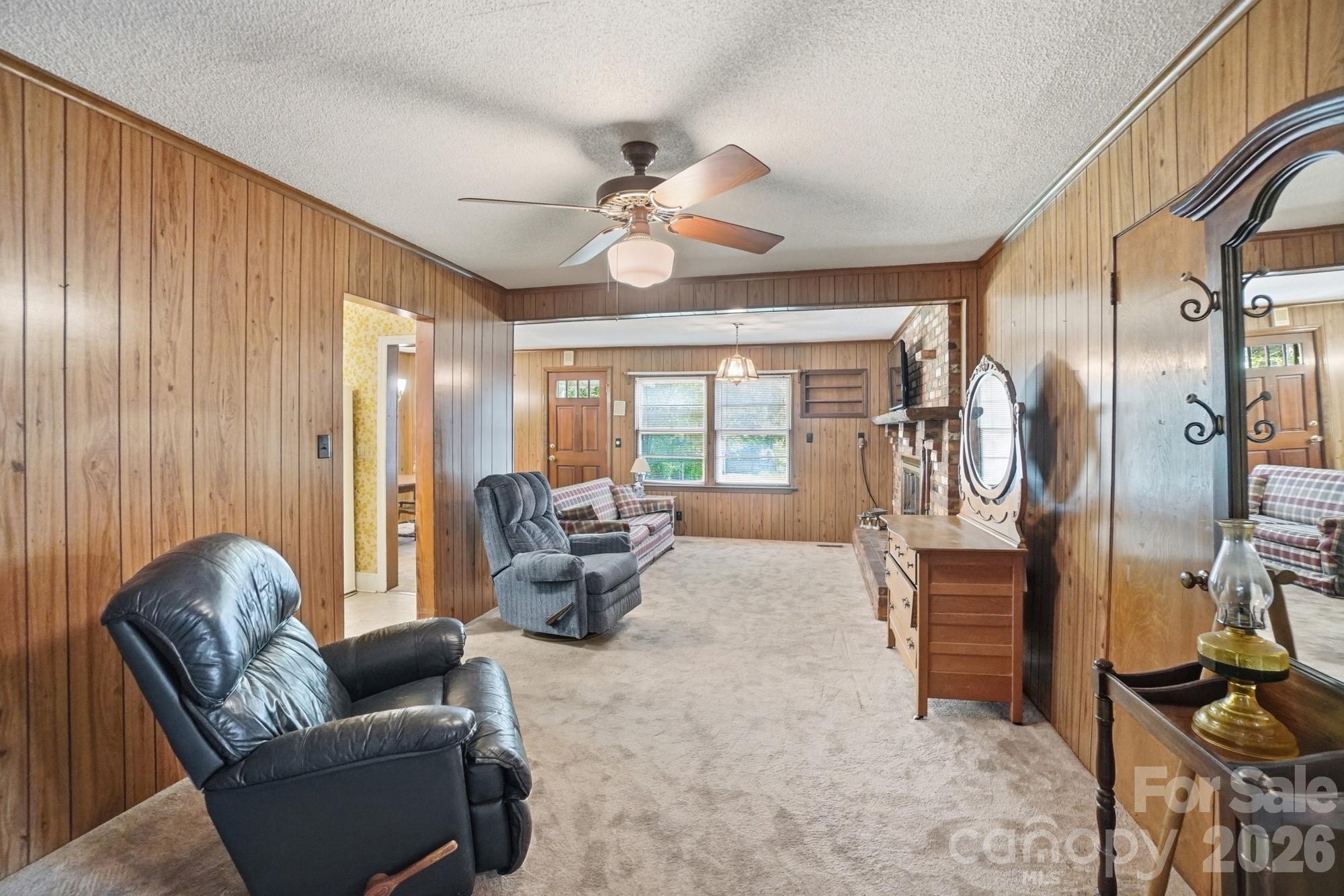 4728 Grasset Avenue Charlotte NC 28269
