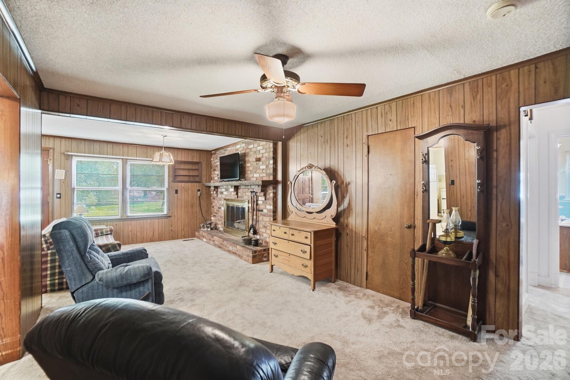 4728 Grasset Avenue Charlotte NC 28269