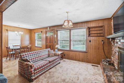 4728 Grasset Avenue Charlotte NC 28269