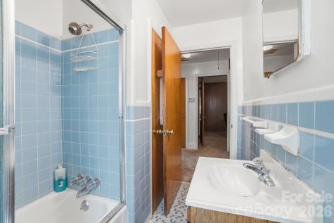 4728 Grasset Avenue Charlotte NC 28269