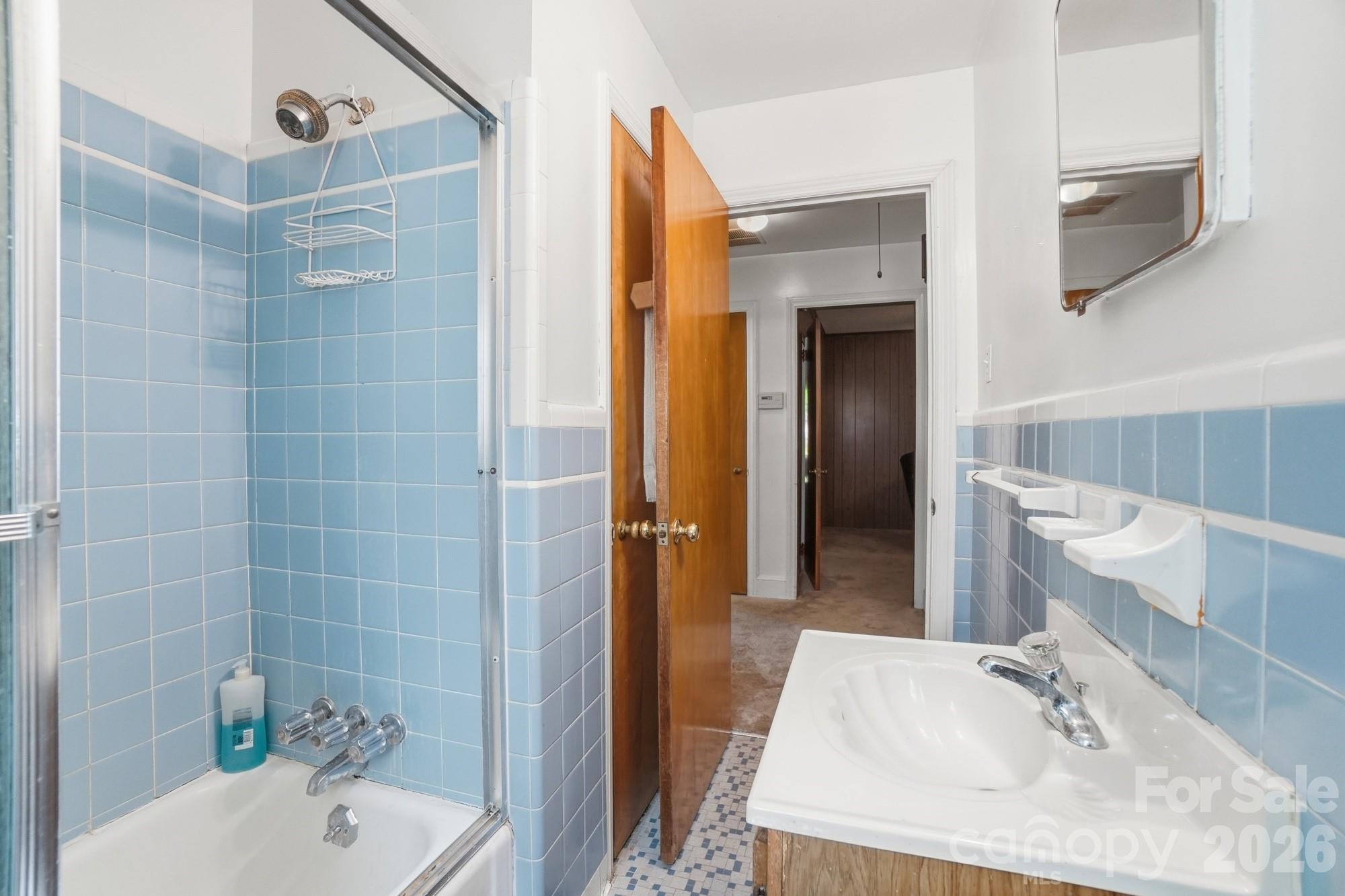 4728 Grasset Avenue Charlotte NC 28269