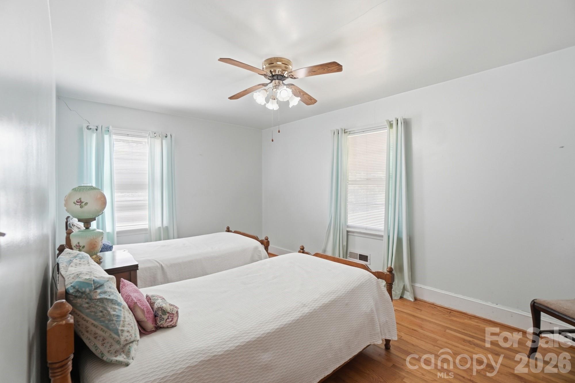 4728 Grasset Avenue Charlotte NC 28269