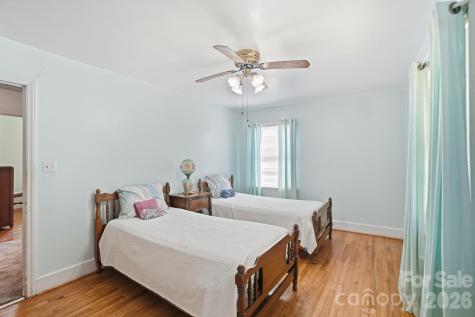 4728 Grasset Avenue Charlotte NC 28269