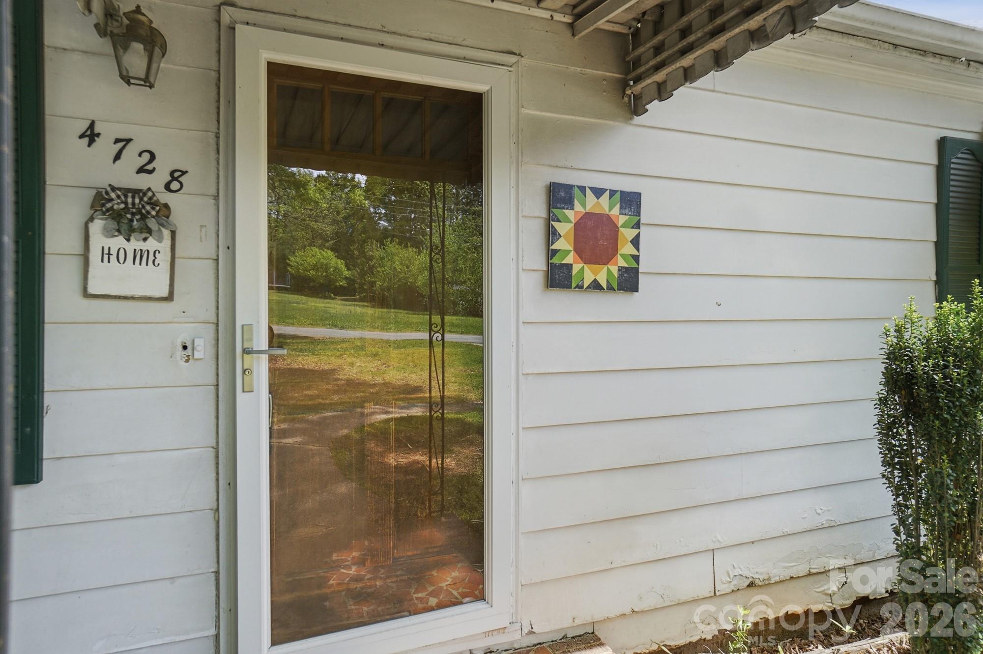 4728 Grasset Avenue Charlotte NC 28269