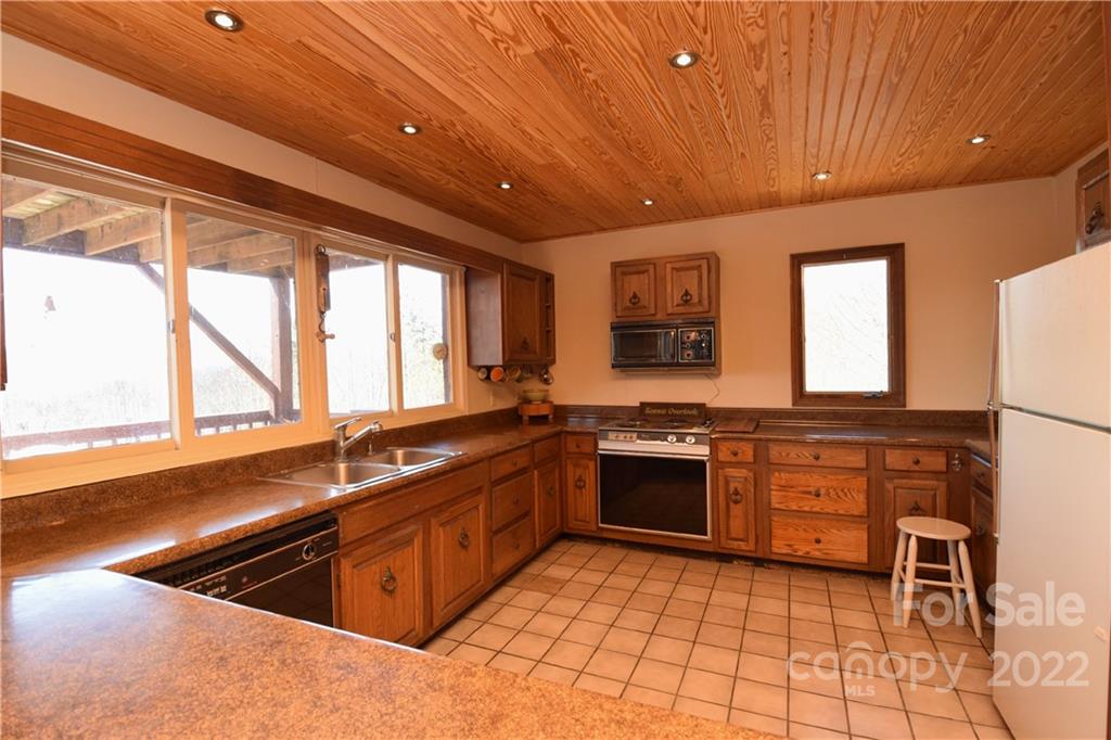 673 John Sparks Road Bakersville NC 28705
