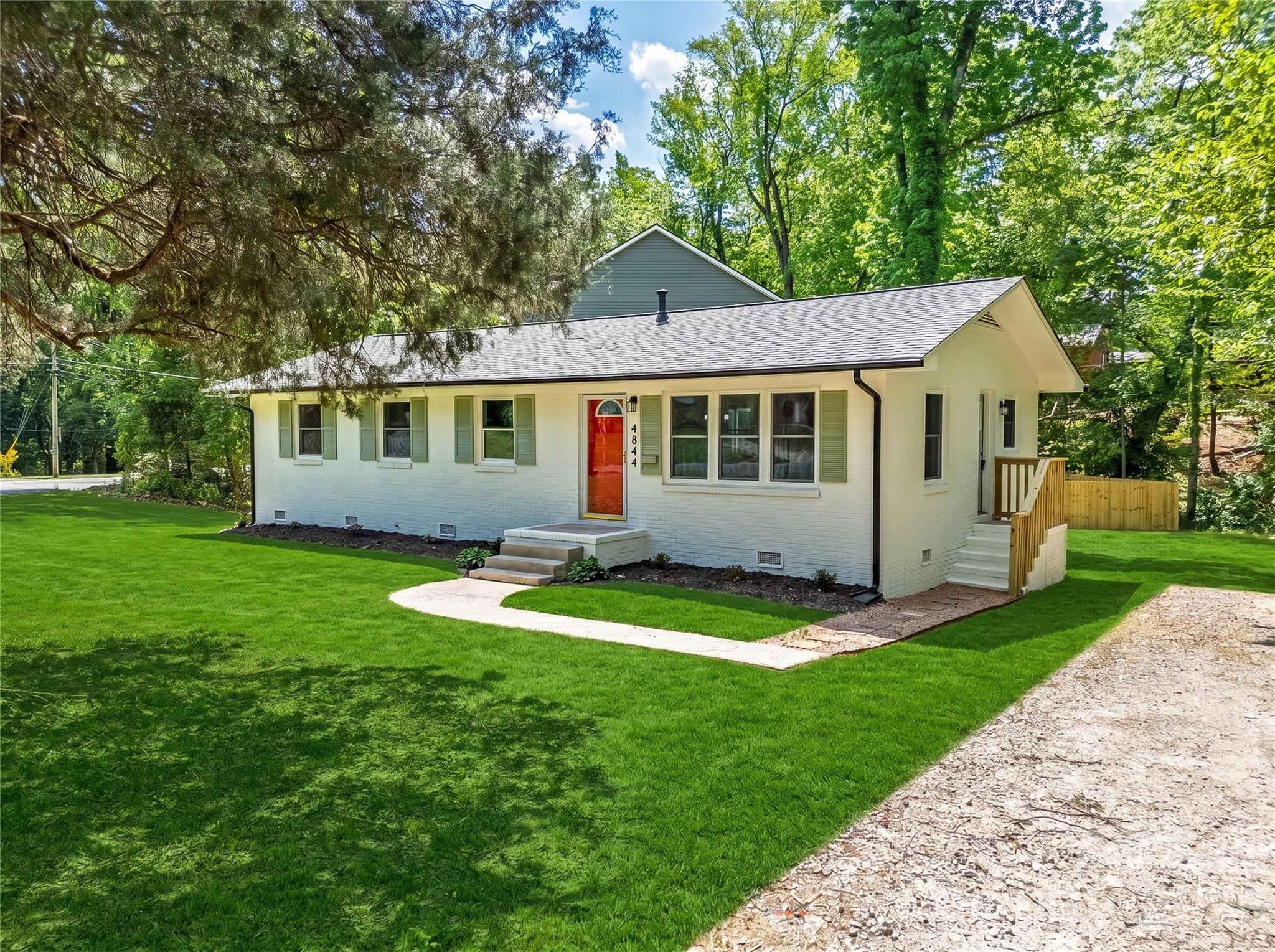 4844 Hidden Valley Road Charlotte NC 28213