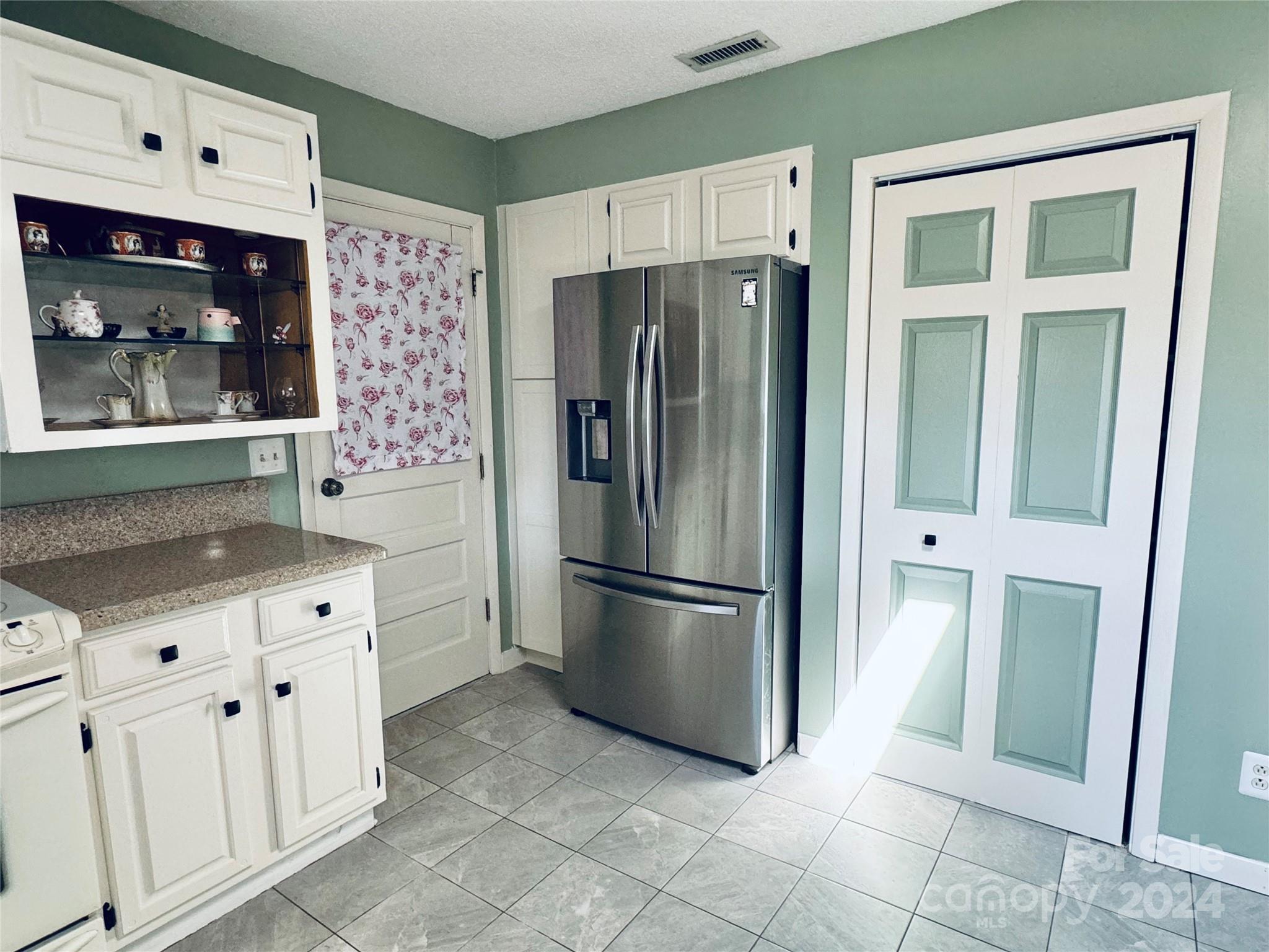 100 Dogwood Drive Weaverville NC 28787