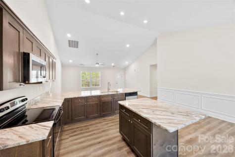 872 Roxboro Drive Mount Gilead NC 27306