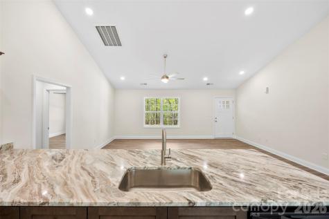 872 Roxboro Drive Mount Gilead NC 27306
