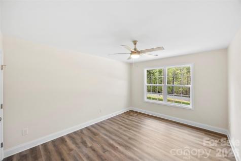 872 Roxboro Drive Mount Gilead NC 27306