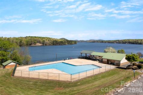 872 Roxboro Drive Mount Gilead NC 27306