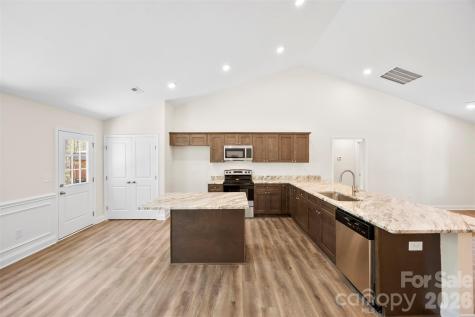 872 Roxboro Drive Mount Gilead NC 27306
