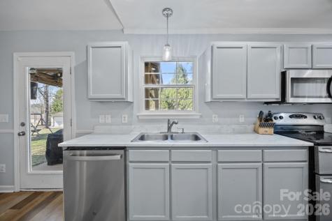 107 Panther Creek Road E Troutman NC 28166