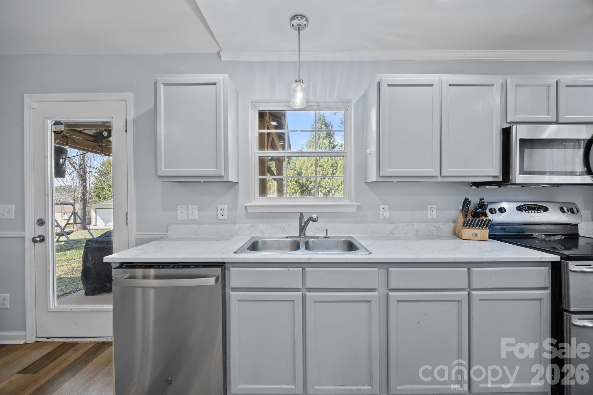 107 Panther Creek Road E Troutman NC 28166