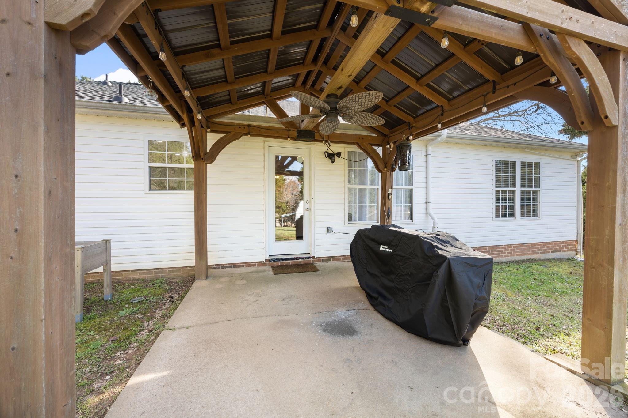 107 Panther Creek Road E Troutman NC 28166
